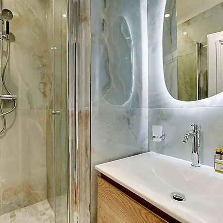 Stunning - 3br6p - La Dacfense 3*